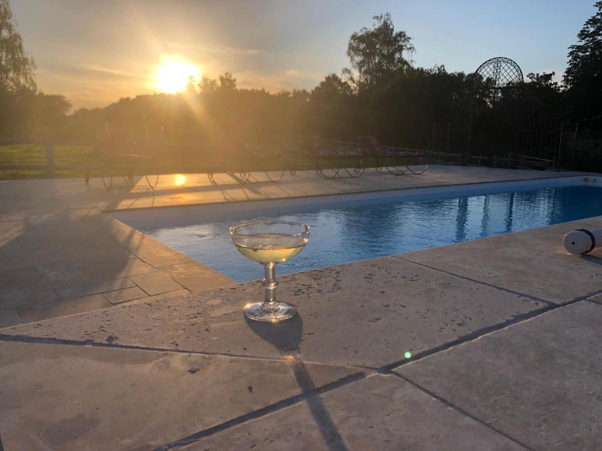 Domaine De La Belliere Hotel Villars-les-Dombes Kültér fotó